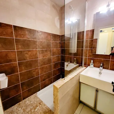 Apartmán 4 Personnes Sur La Presqu'ile De Giens Avec Piscine Et Acces Direct Sur La Hyères