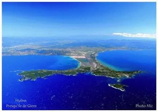 4 Personnes Sur La Presqu'ile De Giens Avec Piscine Et Acces Direct Sur La Lejlighed